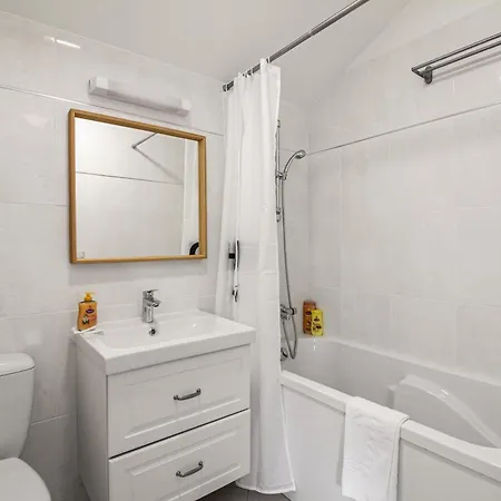 Sweet-gerson, Calme, Proche Gare, Parking Prive דירה